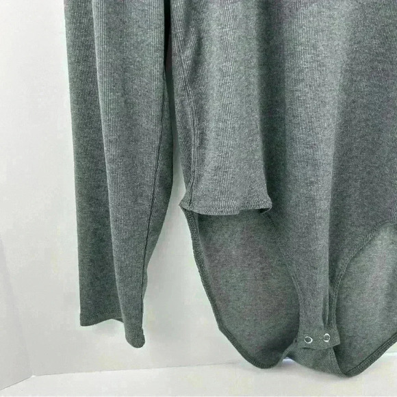 APT.9 Women's Gray Long Sleeve Mock Neck Bodysuit Size M - Picture 3 of 10